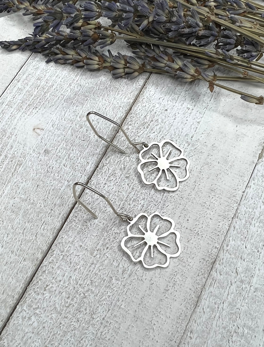 How Does Your Garden Grow - Delicate Flower Earring - V1 - MARTINIJewels