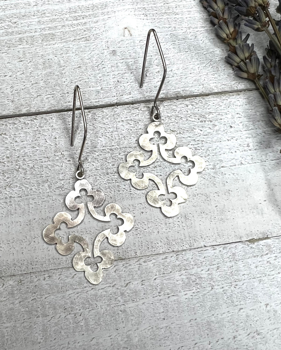 How Does Your Garden Grow - Quartrefoil Earrings - MARTINIJewels