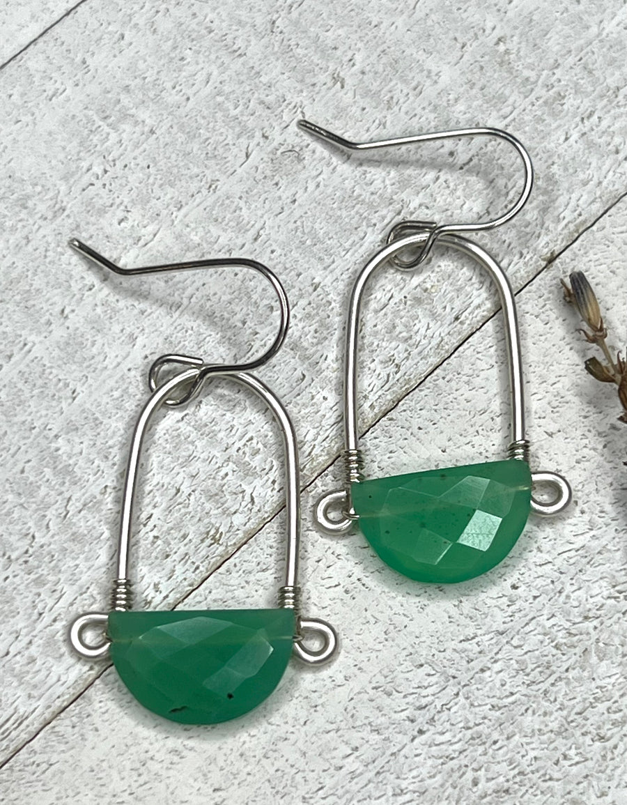 Stirrup Earrings In Sterling Silver - Chrysoprase - MARTINIJewels