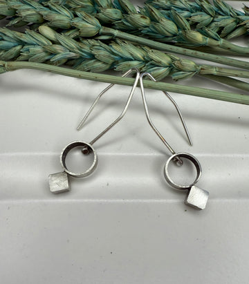 Minimalism Collection - Dangle Earrings - V14 - MARTINIJewels
