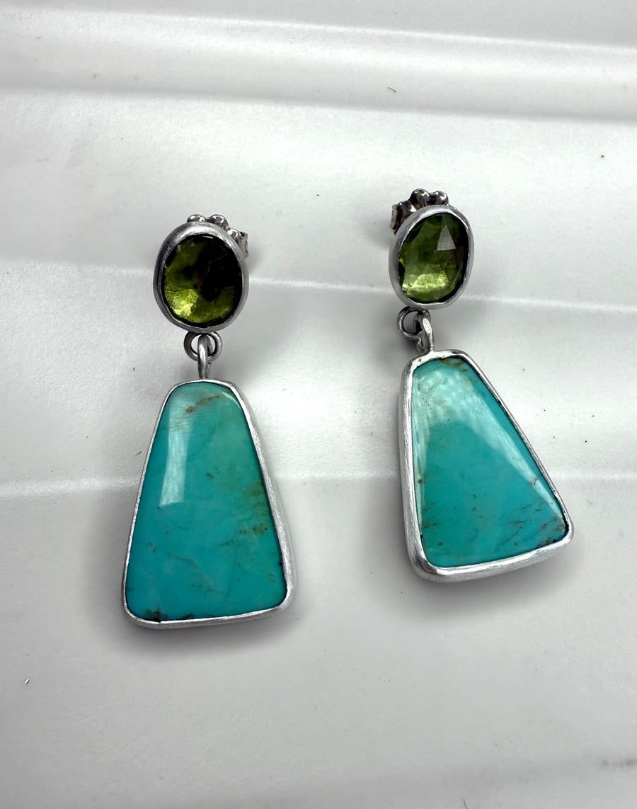 Old Mine Kingman Turquoise with Peridot Post Earrings - MARTINIJewels