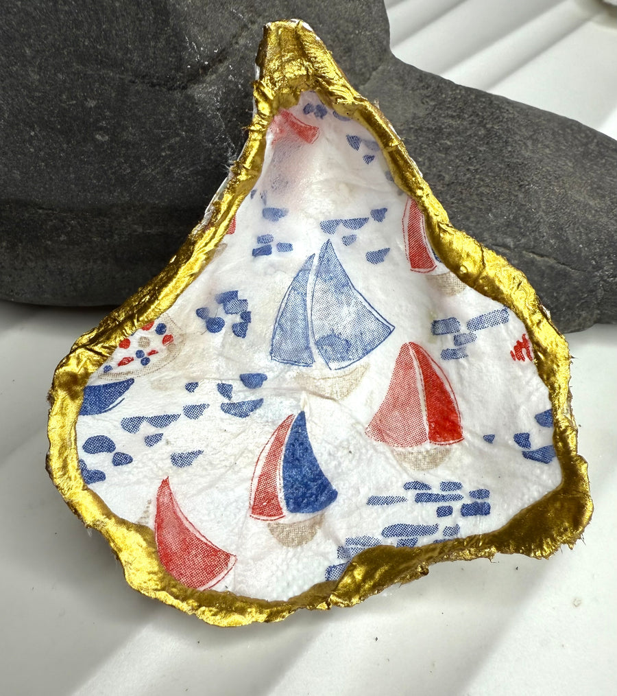 Oyster Shell Jewelry Holders - MARTINIJewels