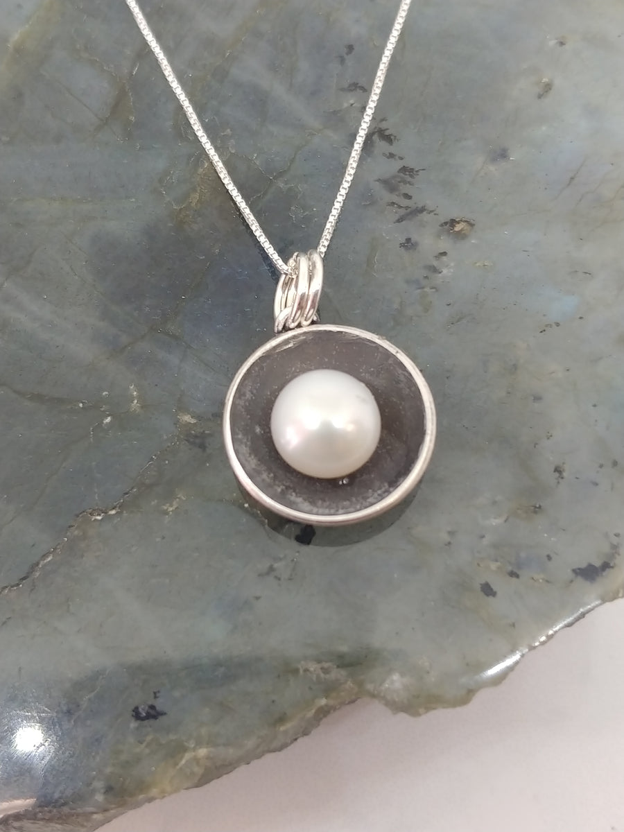 Botanical Series - Nested Single Pearl Pendant - MARTINIJewels