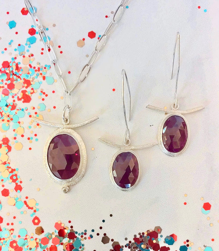 One of a Kind - Ethically Sourced Garnet Earrings - MARTINIJewels